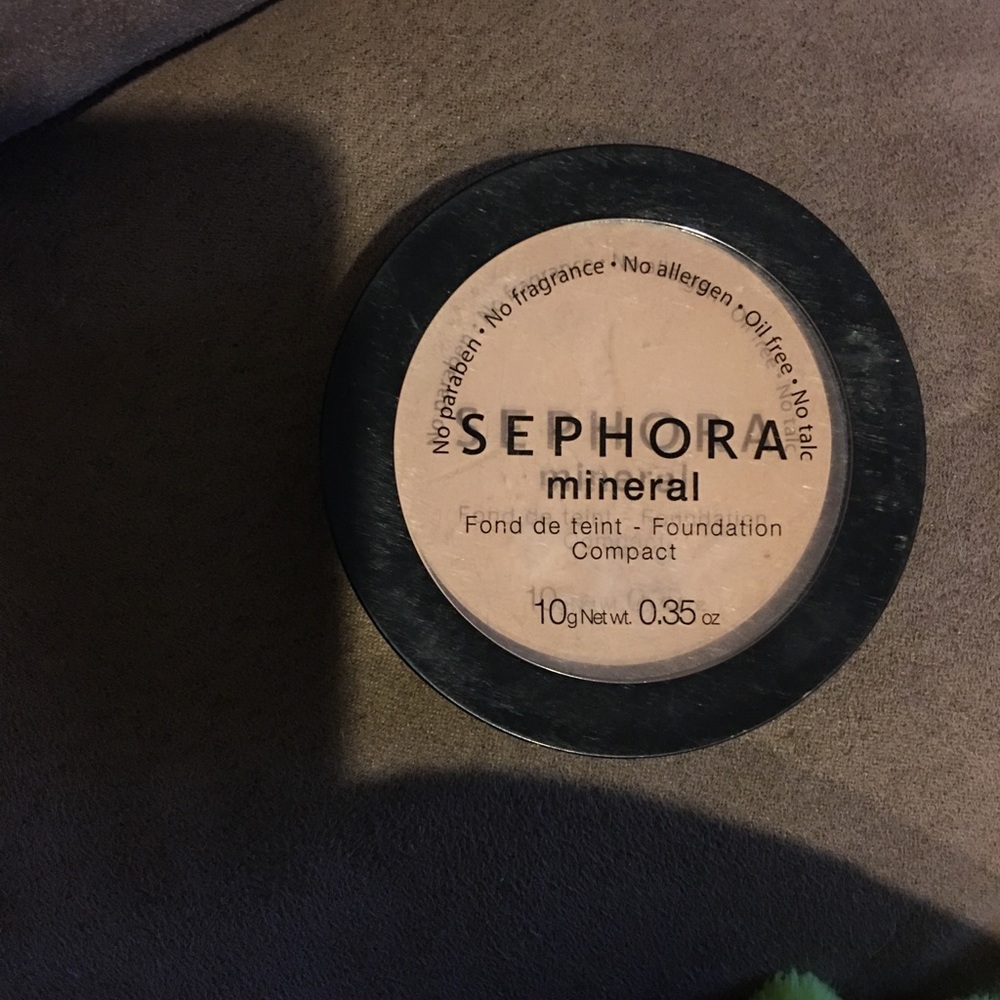 Sephora Mineral Foundation Compact